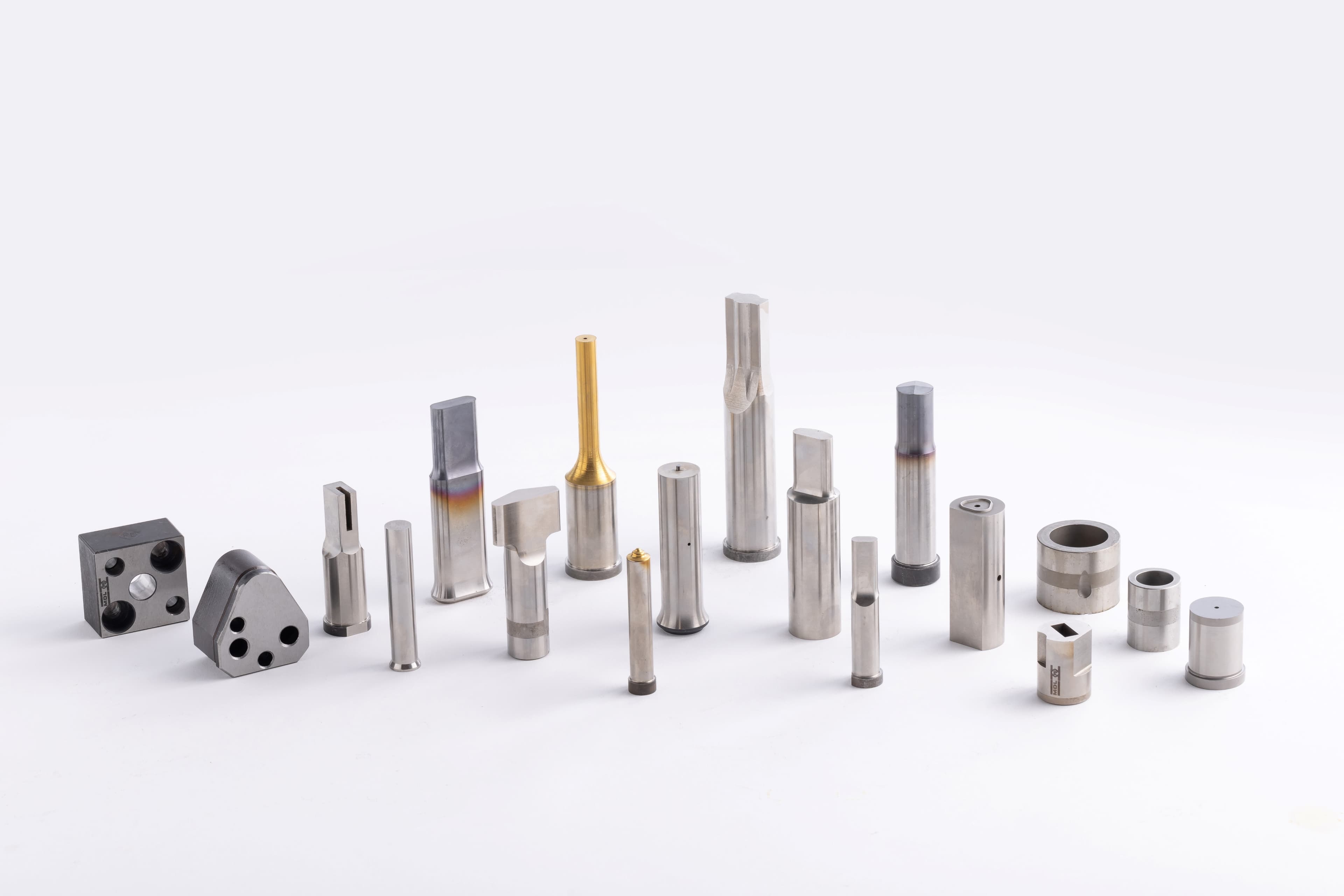 poinçons, matrice et porte poinçons de la marque Porter Besson en stock chez AMDL poinçons de découpe, matrices et porte poinçons de la marque Porter Besson en stock en Alsace chez le fabricant de composants normalisés pour la construction d'outils de découpe AMDL